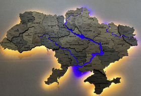 Детальная деревянная карта Украины с подсветкой (цвет Helsinki)