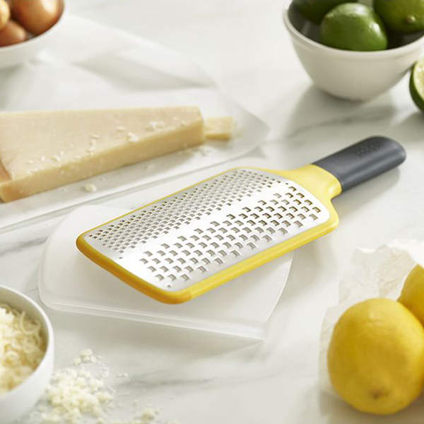 Терка Ручна Joseph Joseph Spirogo Жовта