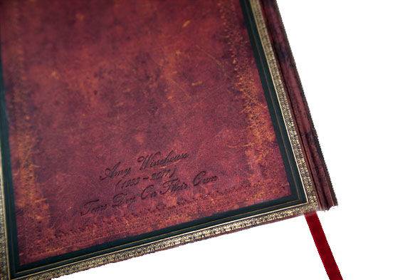 Средний блокнот Paperblanks Манускрипты Эми Уайнхаус