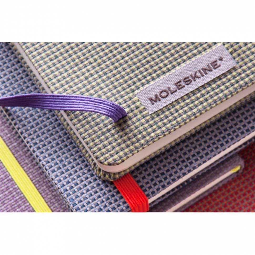 Средний блокнот Moleskine Blend Красный Канва