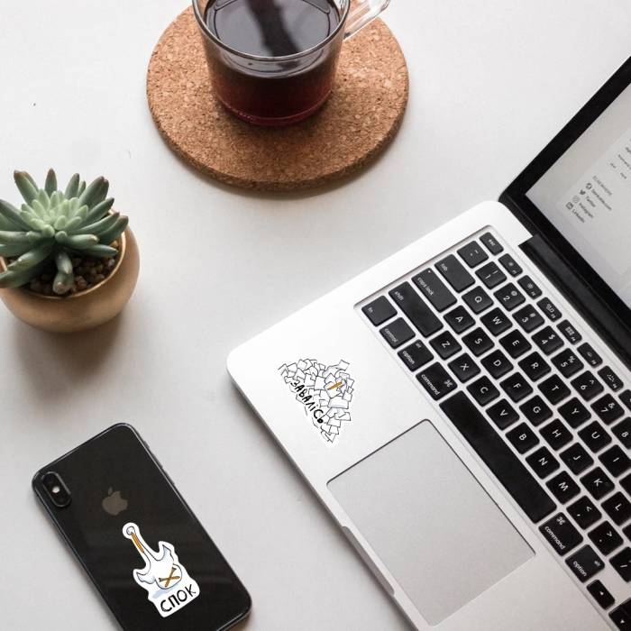 Набор стикеров Гусь в офисе