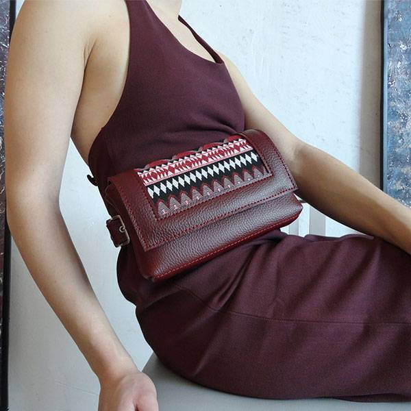 Поясна сумка з екокожі Ornament Бордова з принтом