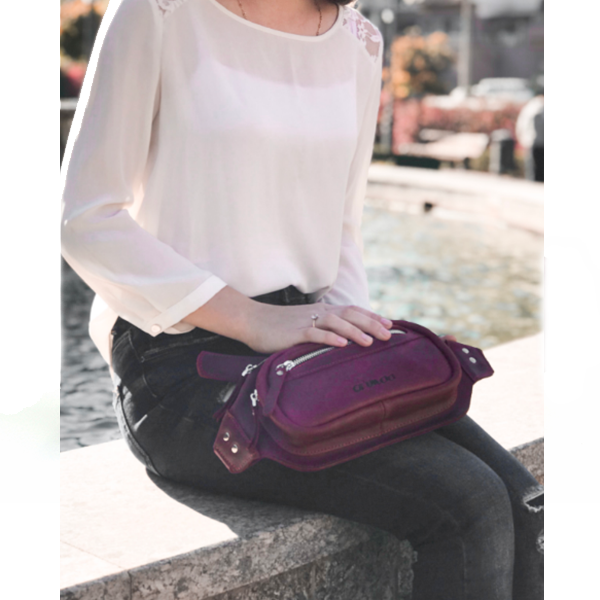 Кожаная сумка на пояс AV2 Красная (D101)