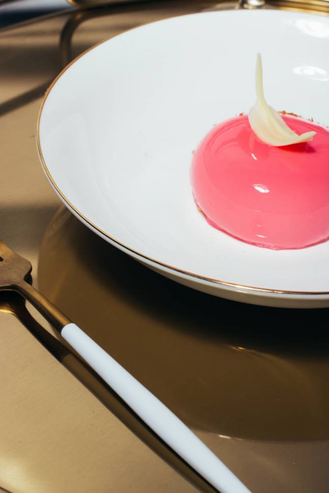 Фарфорова тарілка Chiori Gold and White