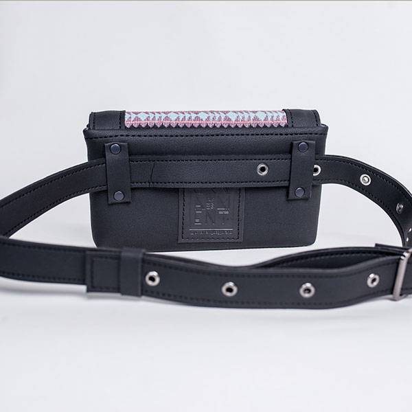 Поясная сумка из экокожи Ornament Черная с принтом