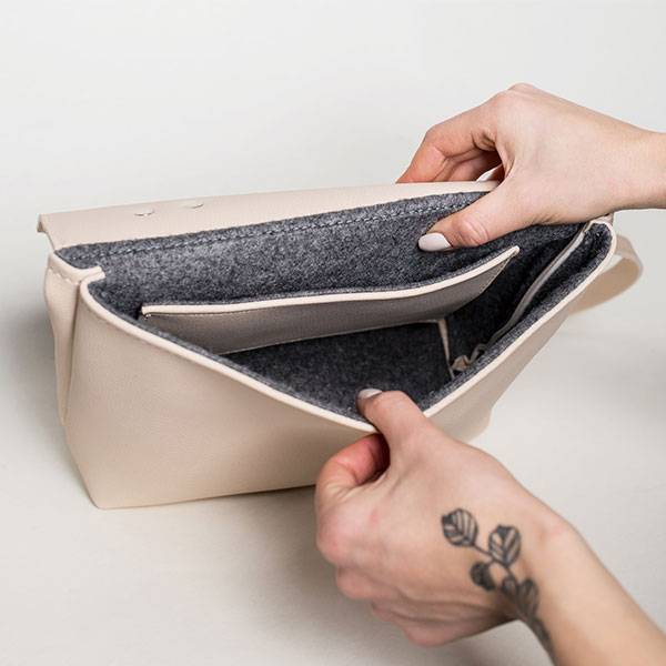 Сумка через плечо из экокожи Ornament Молочная