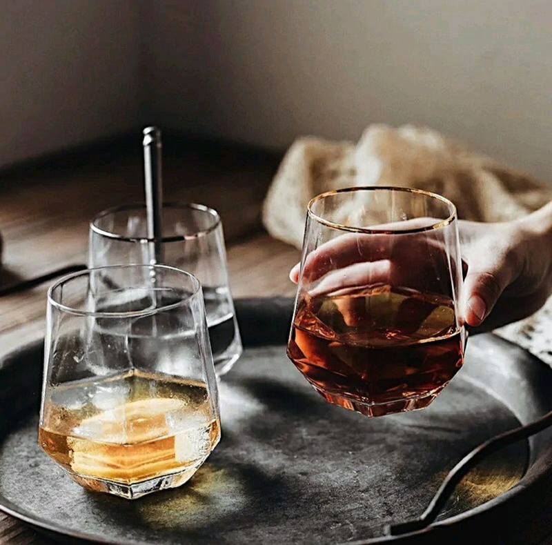 Стакан Діамант прозорий з позолотою 750 мл