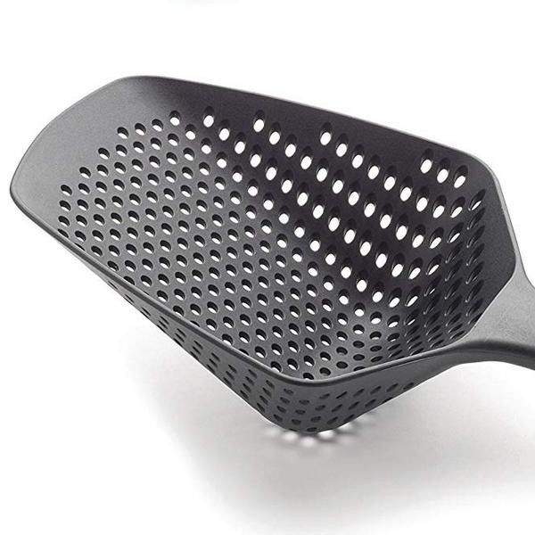 Шумовка Joseph Joseph Scoop Plus Серая с силиконовой ручкой