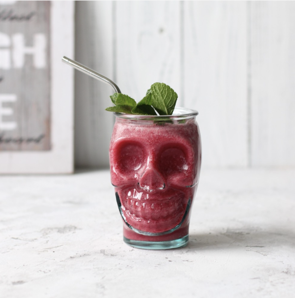 Стакан с крышкой и трубкой San Miguel CALAVERA 450 мл