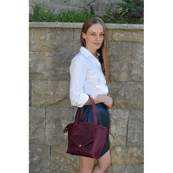 Кожаная женская сумка AV2 Красная (B606)