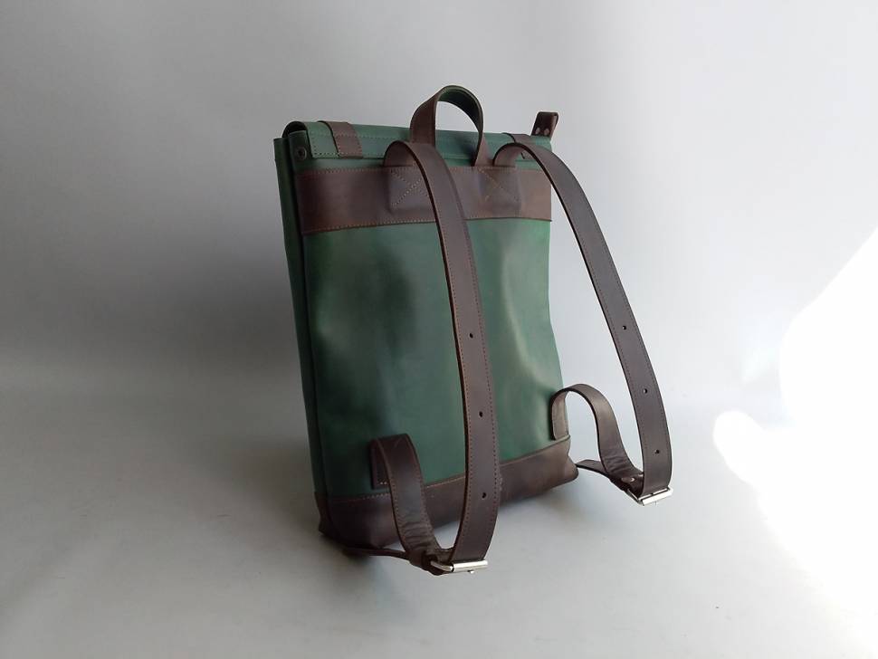 Кожаный мужской рюкзак AV2 Зеленый (P560)