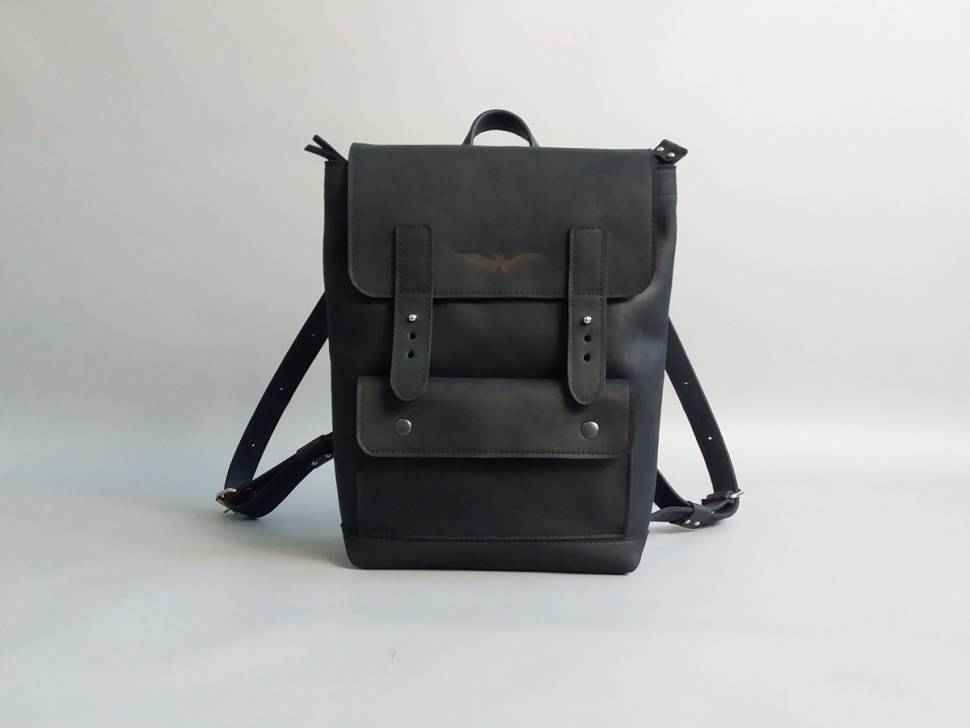 Шкіряний жіночий рюкзак AV2 Чорний (P526)