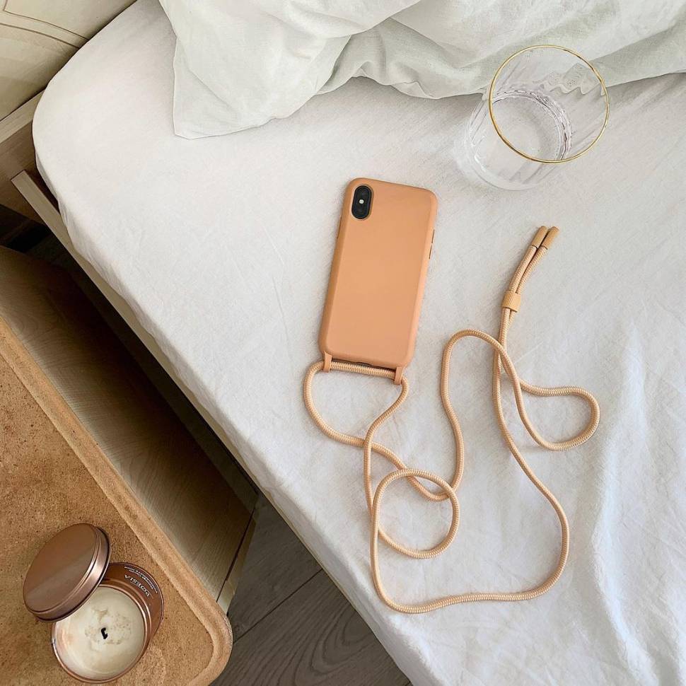 Чехол с ремешком для iPhone Modicase Нюд