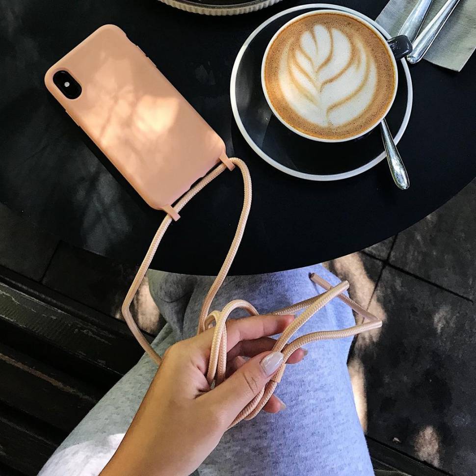 Чехол с ремешком для iPhone Modicase Нюд